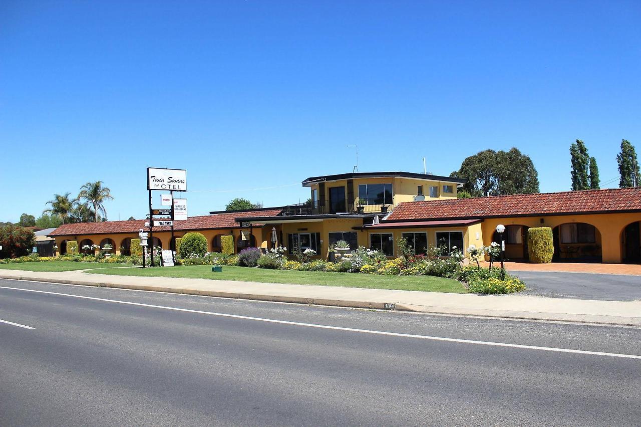 Twin Swans Motel Inverell Exteriér fotografie