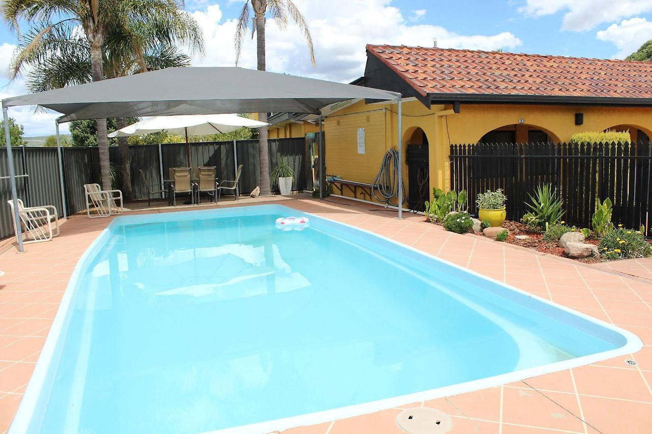 Twin Swans Motel Inverell Exteriér fotografie